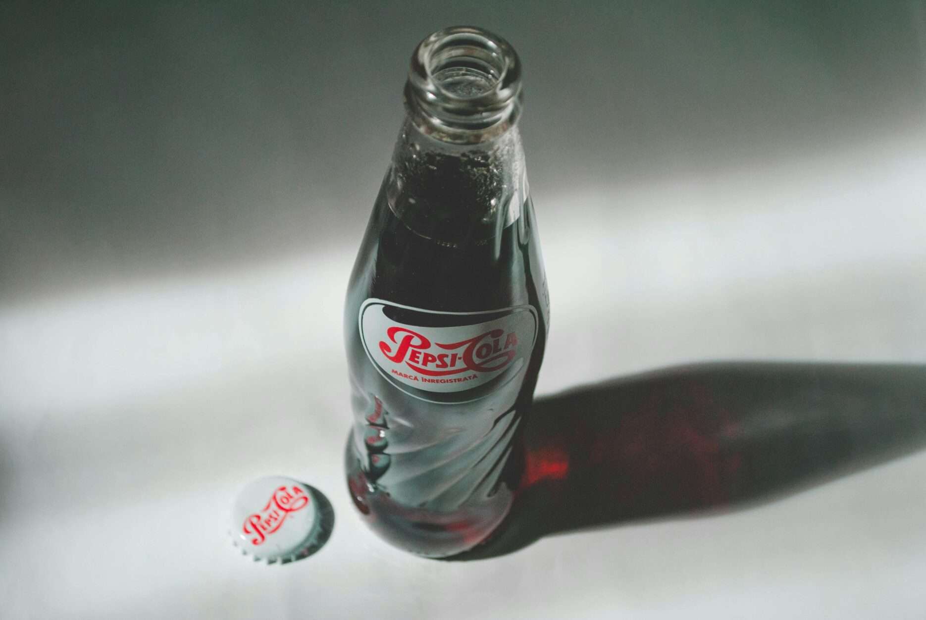 butelka pepsi z dawnym logo